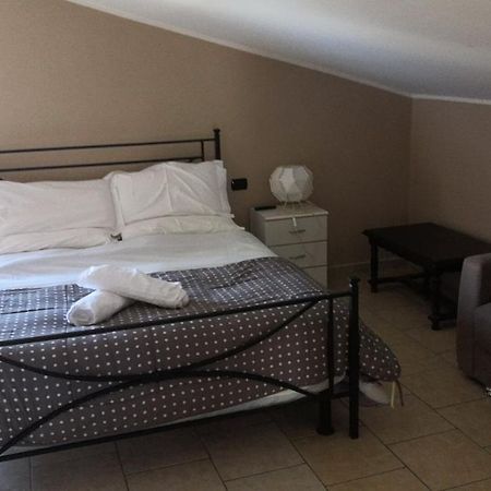 La Mansardina Apartamento Sulmona Exterior foto