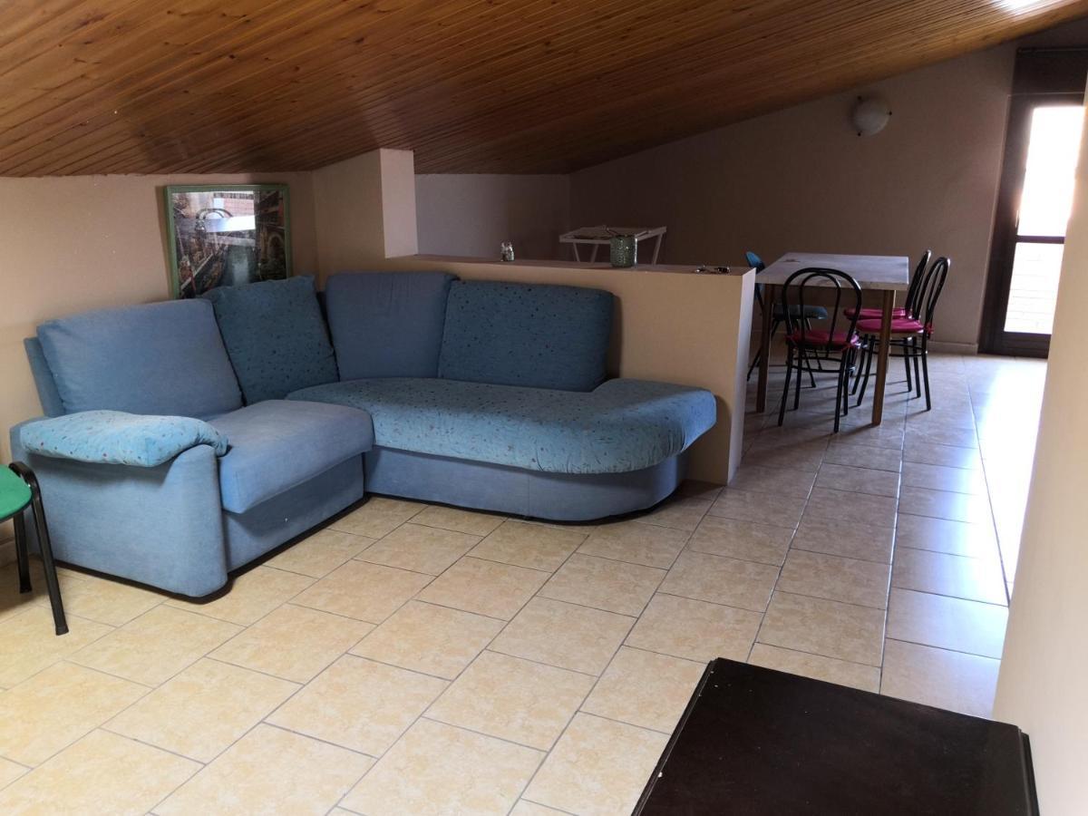 La Mansardina Apartamento Sulmona Exterior foto